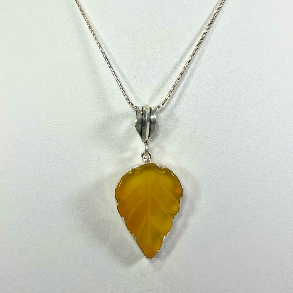 Yellow Carnelian 925 Carved Leaf 🌿 Gemstone Pendant